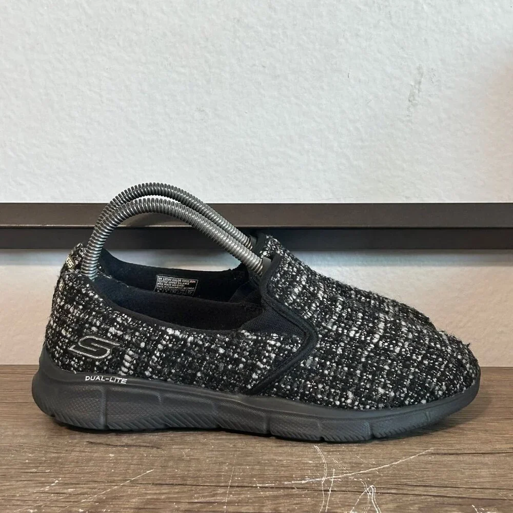 Skechers Empire Sweet Scene Women’s Slip-On Shoes Size 8 Multicolor - Picture 3 of 8